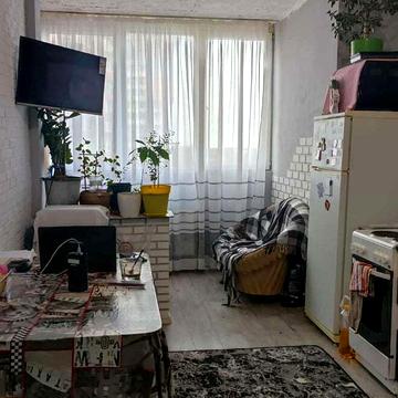 Парусна вул. (Героїв Сталінграду), 20