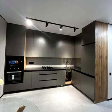 Героїв Небесної Сотні просп., (Будинок 14/4)