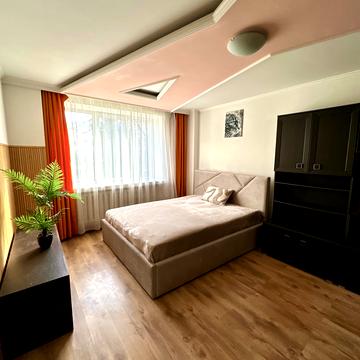 Сергія Скальда вул. (Комарова), 31