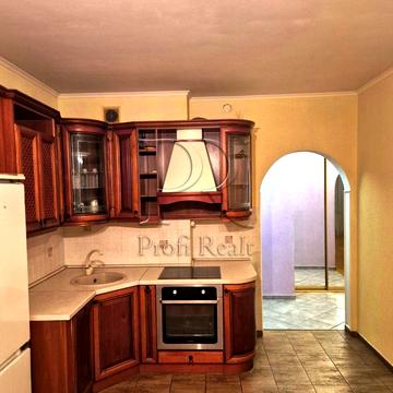 Княжий Затон вул., 2/30