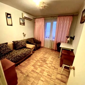 Володимира Івасюка просп. (Героїв Сталінграду), 49-Б