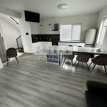 Жулянська вул., 18