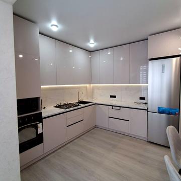 Олександра Довженка вул., (Будинок 3)