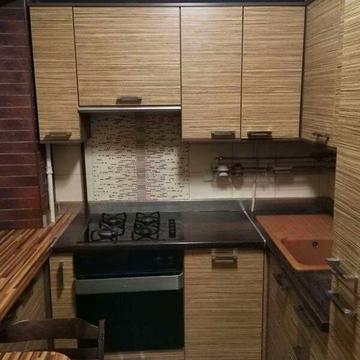 Пилипа Орлика вул., 9