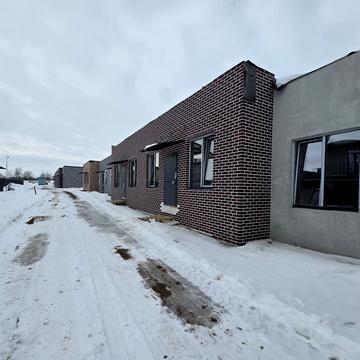 Весняна вул., 13