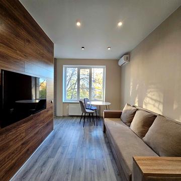 Новгород-Сіверська вул. (Новгородська), 4