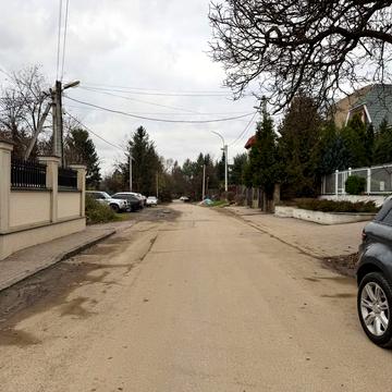 Висока вул.