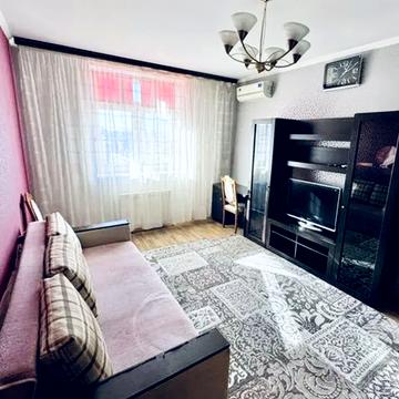 Петра Калнишевського вул. (Михайла Майорова), 7