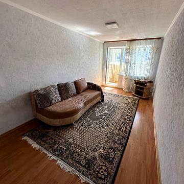 Квартальна вулиц вул. (Гладкова), 13