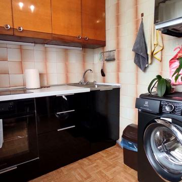 Зубарєва вул., 23