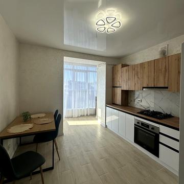 Панаса Мирного вул., (Будинок 1)