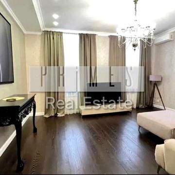 Шовковична вул., 3