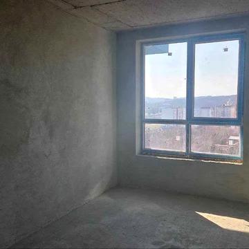 Кирила Студинського вул., (Будинок 1)