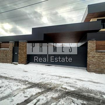 Залізнична вул., 24