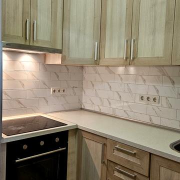 Бориса Гмирі вул., 12-Б