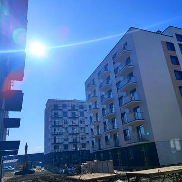 Євгена Коновальця вул., (Будинок 13)