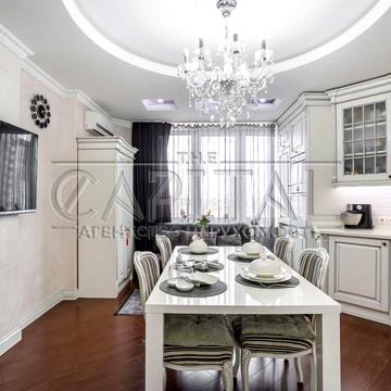 Бориса Гмирі вул., 8-Б