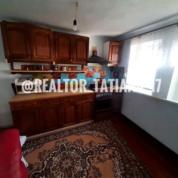 Набережна, 1