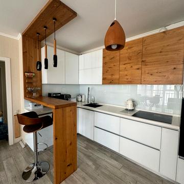 Метрологічна вул., 15