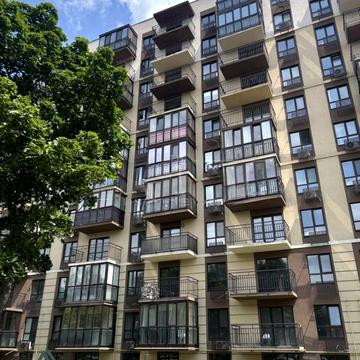 Метрологічна вул., 107