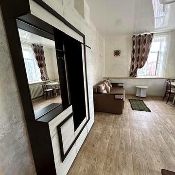 Небесної Сотні вул. (Леніна), 21/11