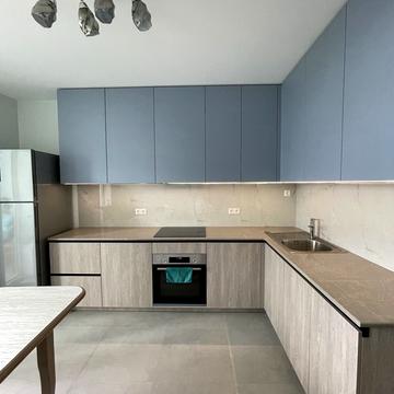 Кадетський Гай вул., 10