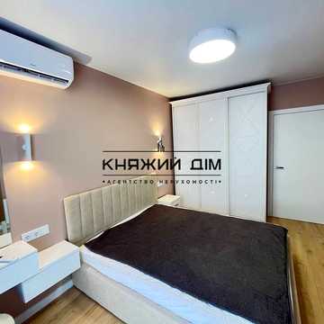 Дніпровська набережна вул., 17-К