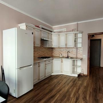 Пасічна вул., 169г