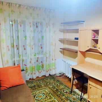 Євгена Патона вул., 19