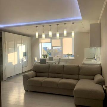 Дарницька вул., 19