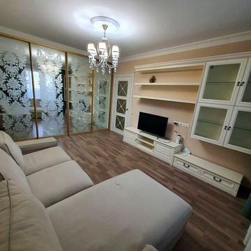 Урлівська вул., 38