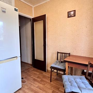 Володимира Івасюка просп. (Героїв Сталінграду), 9-А