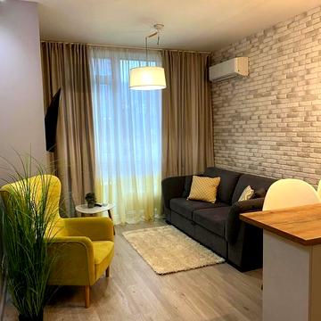 Предславинська вул., 57