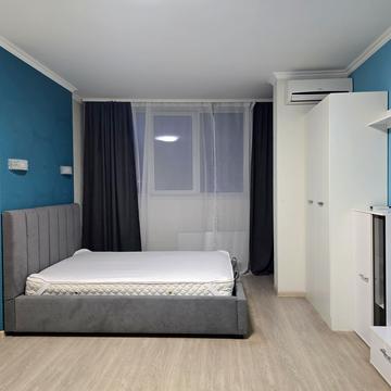 Андрія Аболмасова вул. (Панельна), 6