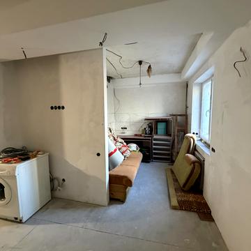 Шкільна вул. (Героїв Сталінграда), 24