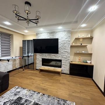 Володимира Івасюка вул., (Будинок)