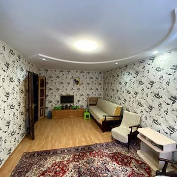 Пасічна вул., 14