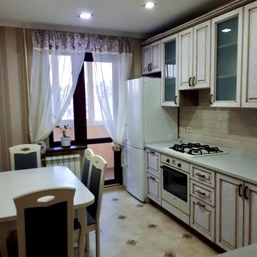 Євгена Чикаленка вул., 59/3