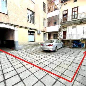 Личаківська вул. (), 15