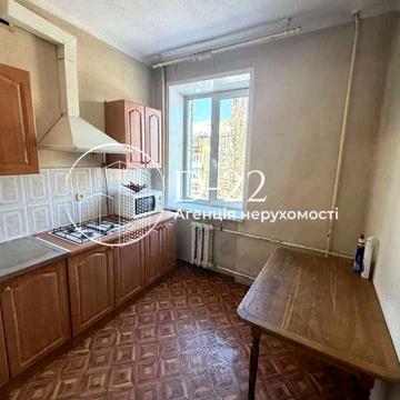 Соборності просп. (Воззєднання), 10/1