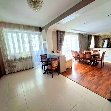 Софіївська вул. (Чапаєва), 6