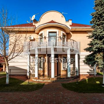 Катерини Білокур вул., 18