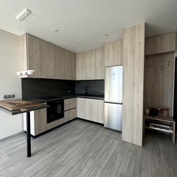 Андрія Бачинського вул., (Будинок)