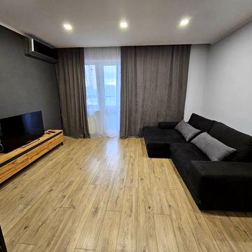 Нижньоключова вул., 14