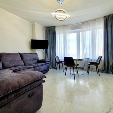 Дніпровська набережна вул., 26-А