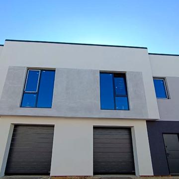 Вивізна вул., 16