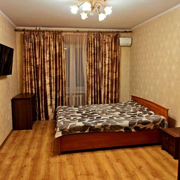 Драгоманова вул., 1-Г