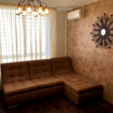 Практична вул., 6