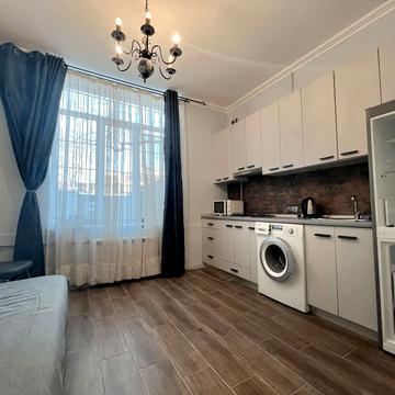 Софіївська вул., 5б