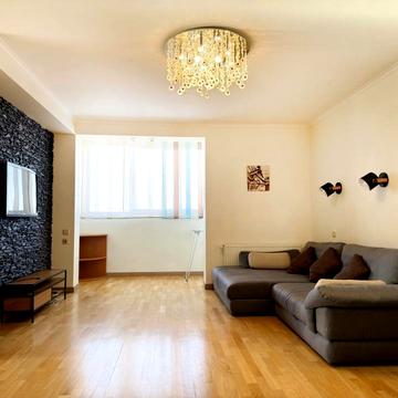 Героїв Оборони вул., 10-А